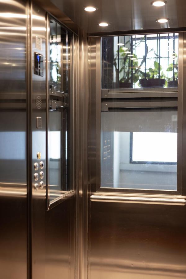 Milanoloft Casati 2 Femahotels Exteriör bild